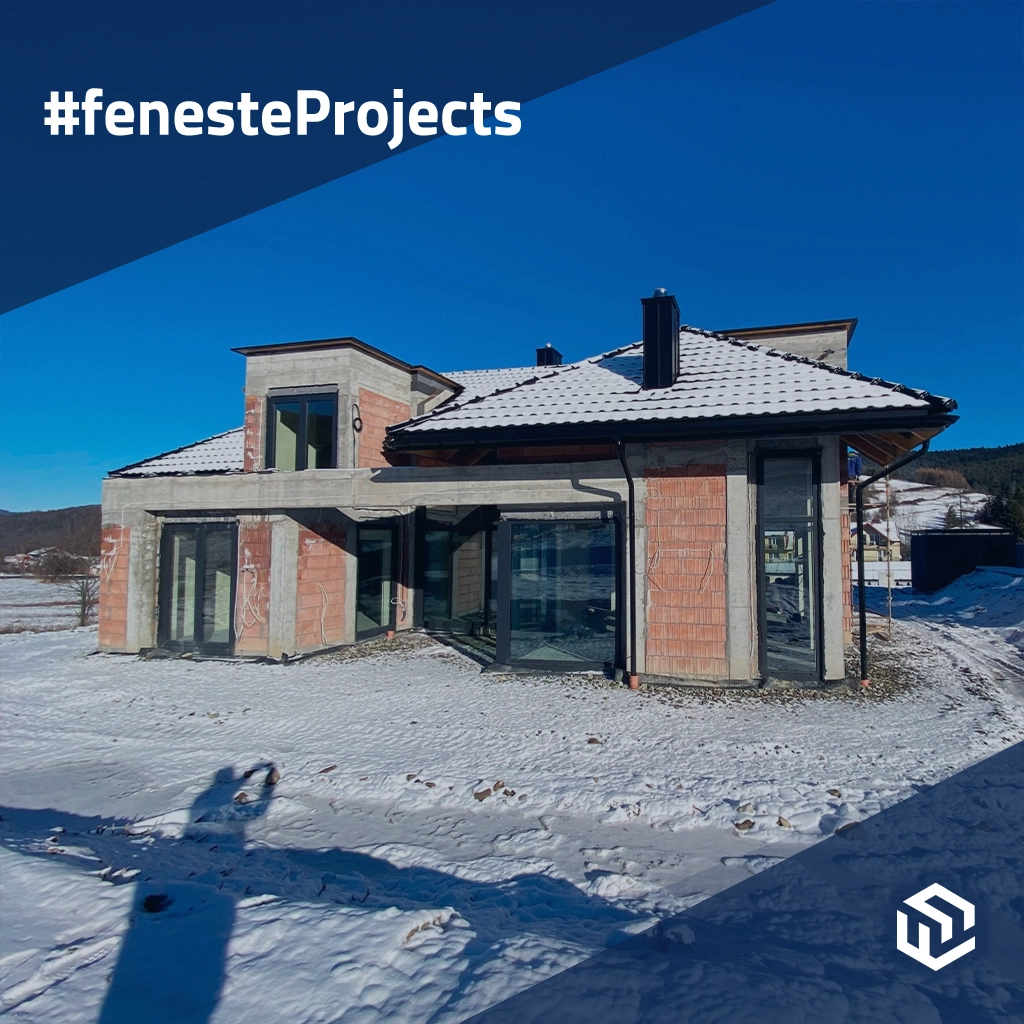 Energieeffizientes Haus mit modernem Design und Garage projekte elegante-anlage-mit-grossen-fenstern    