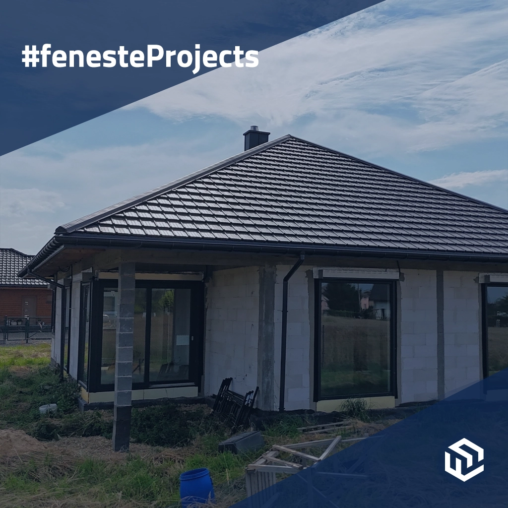 Einstöckiges Haus mit großer Verglasung 🎥 projekte fensterfarben veka dunkelgraue-seide  