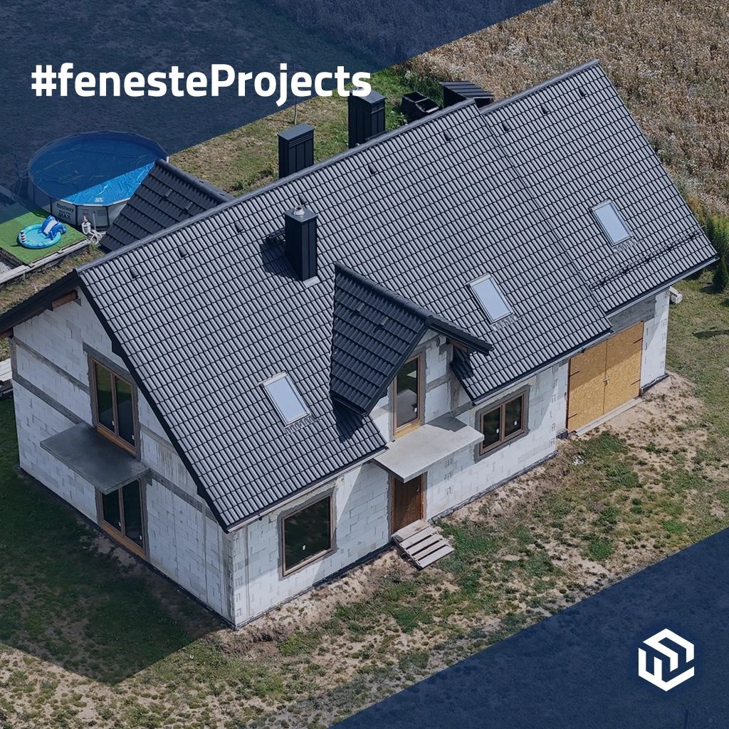 Geräumiges freistehendes Haus mit komfortabler Garage 🎥 projekte fensterfarben rehau   